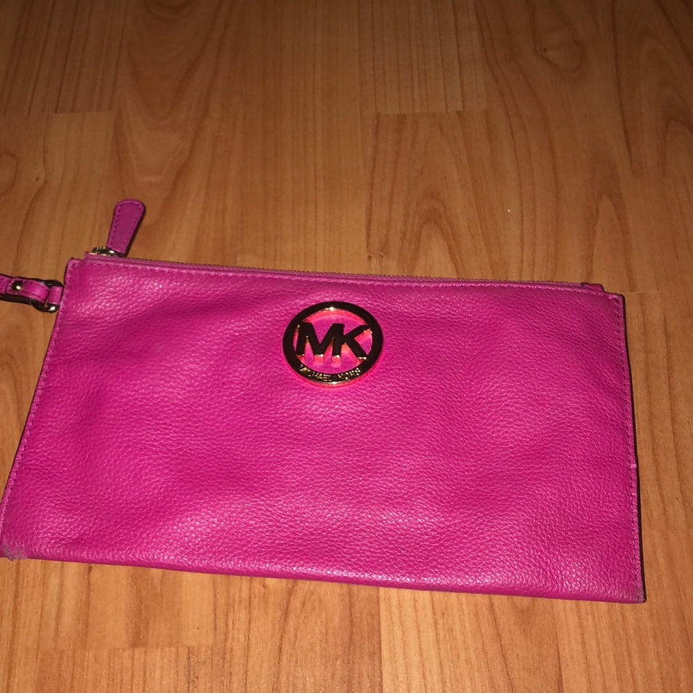 Michael Kors wristlet